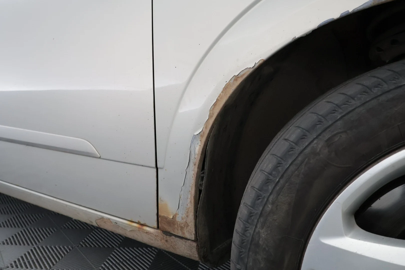 Car Image - 2GSQXNIHwD4QdjQYrNnKvY