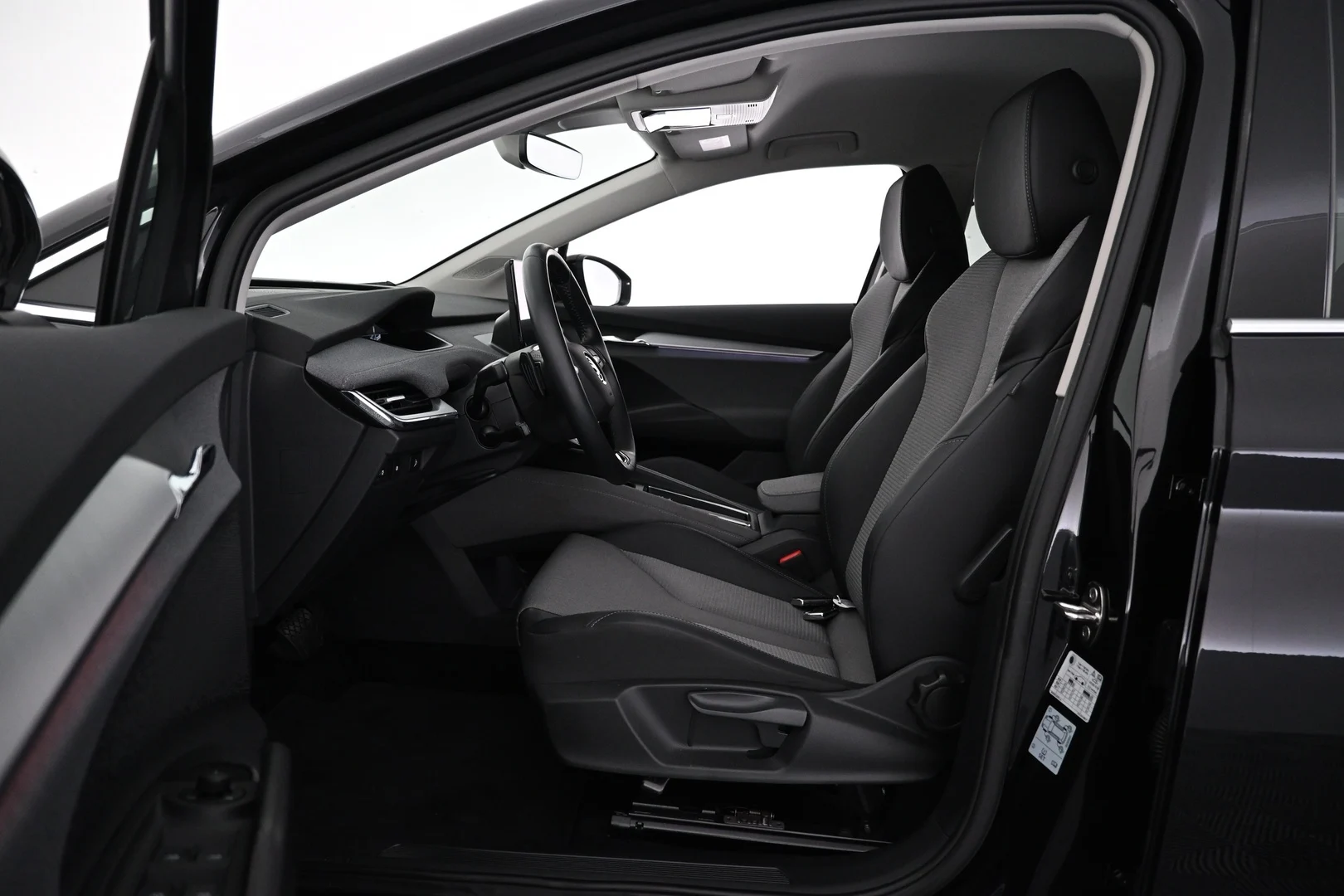 Car Image - 5l7FdlWryoDF9RRcmTrVnU