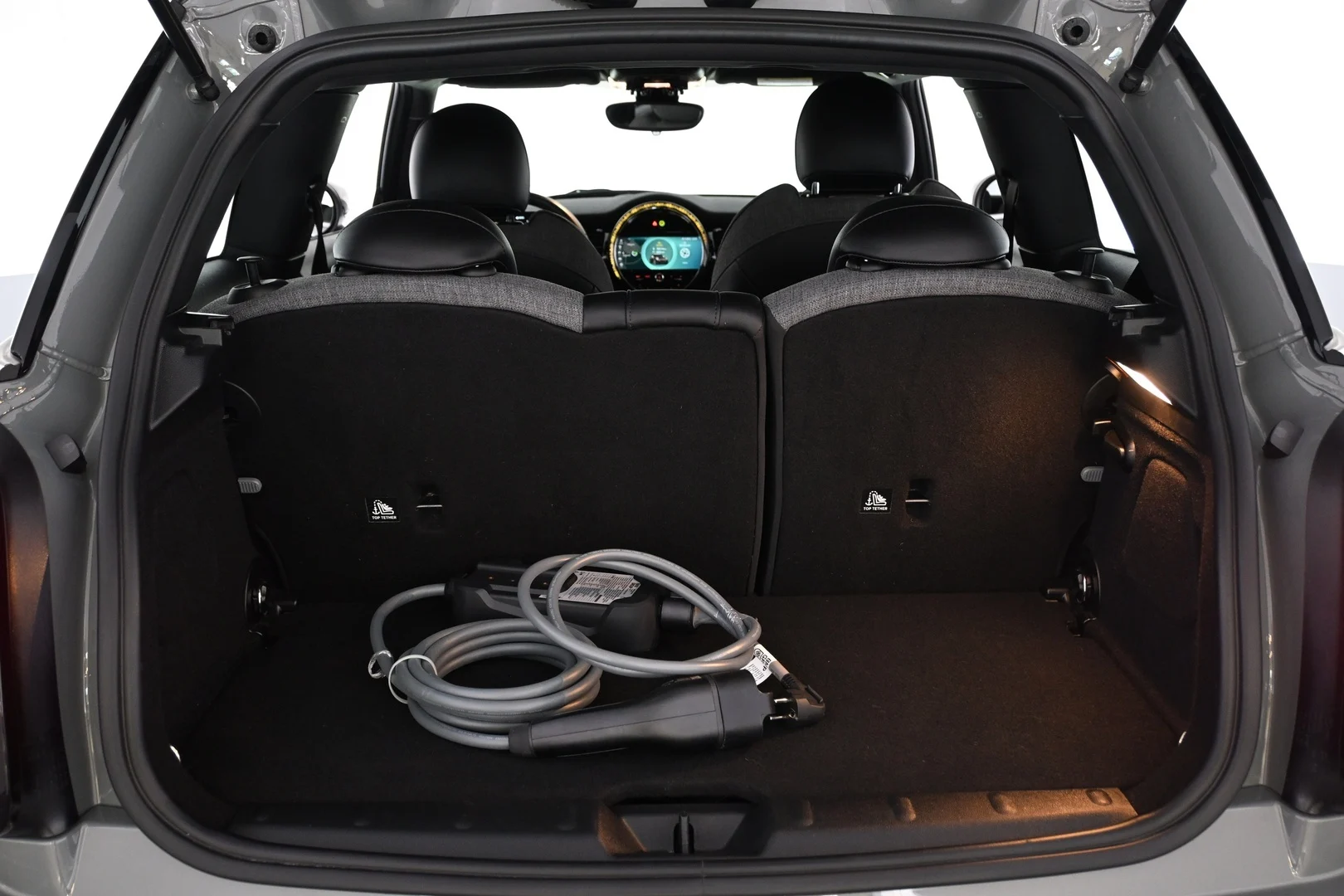 Car Image - 4wCFrDY0d8ctOE3SUV4iDP