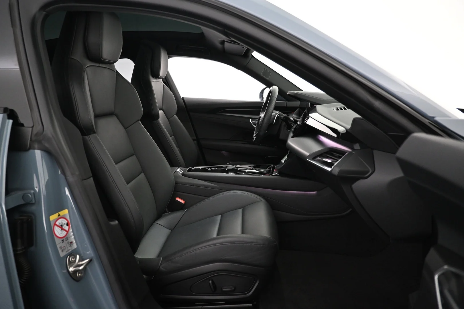 Car Image - 4fU6ahLC4Rq9tdWxlXwoXf
