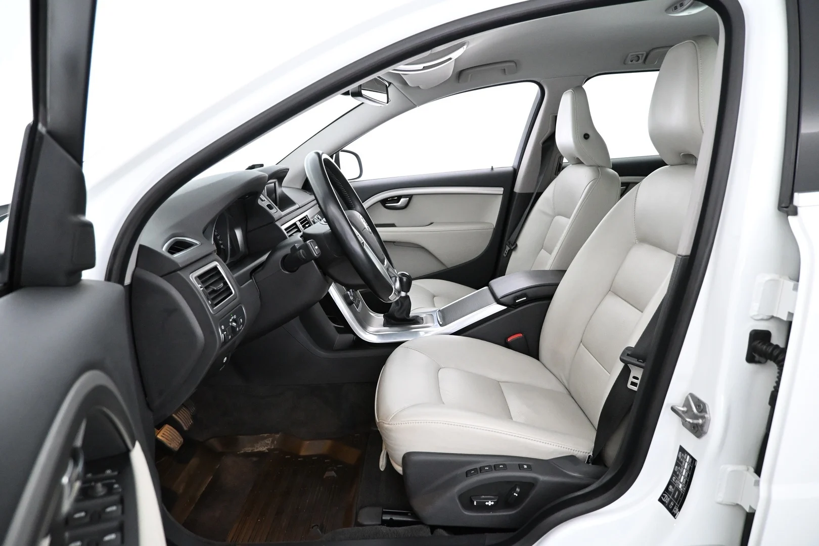 Car Image - 4fQVX2brnuIBtXzBsG8Gg4