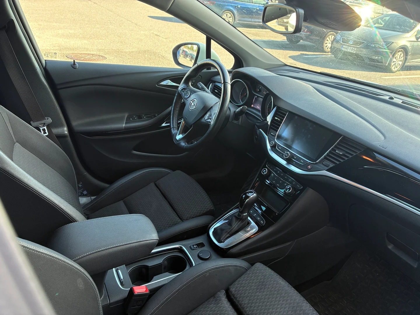 Car Image - 3R0UEXx13rMWtByf9s8rtc