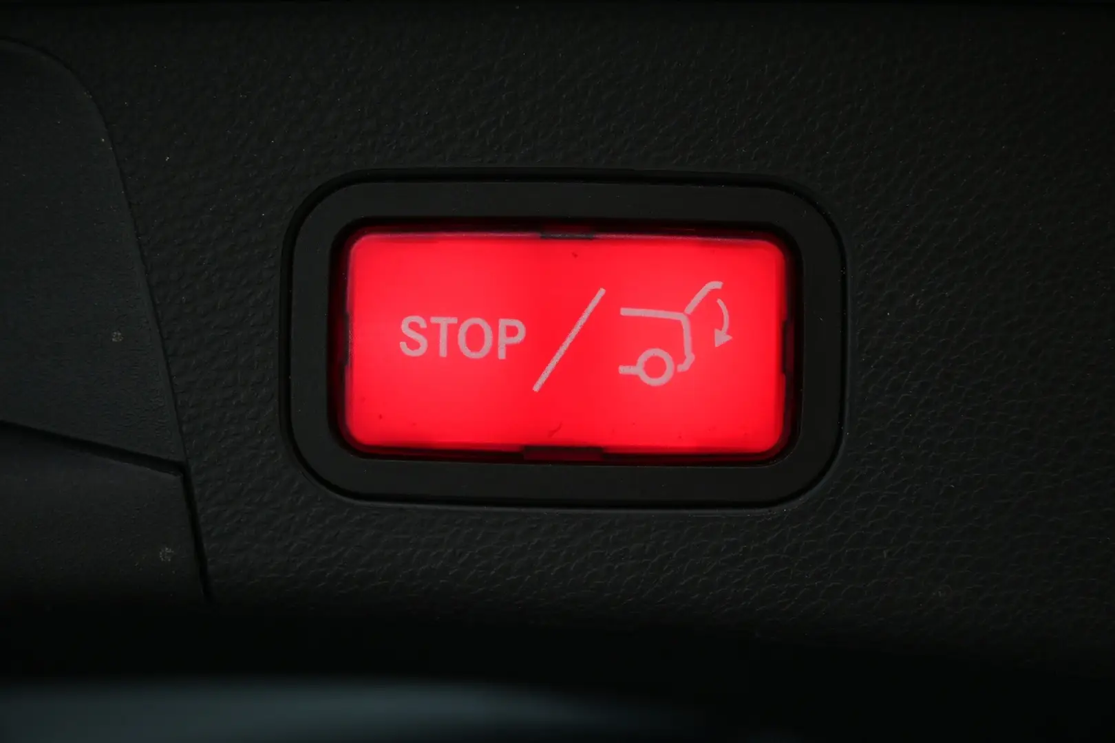 Car Image - 7dHGid6Zq1DvDHPy2uqlW5