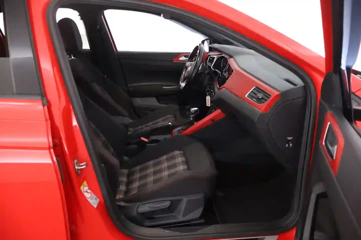 Car Image - 5cvRK98JB1SrRMiHFNzAtI