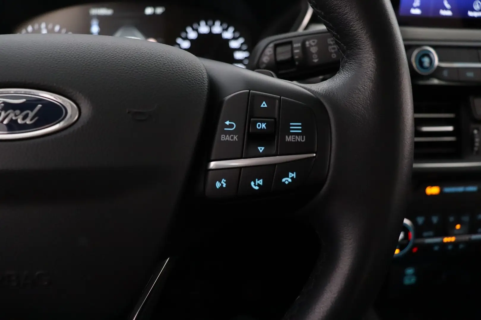 Car Image - 3UZW9x0oXJVZ0WDU7rsWmv