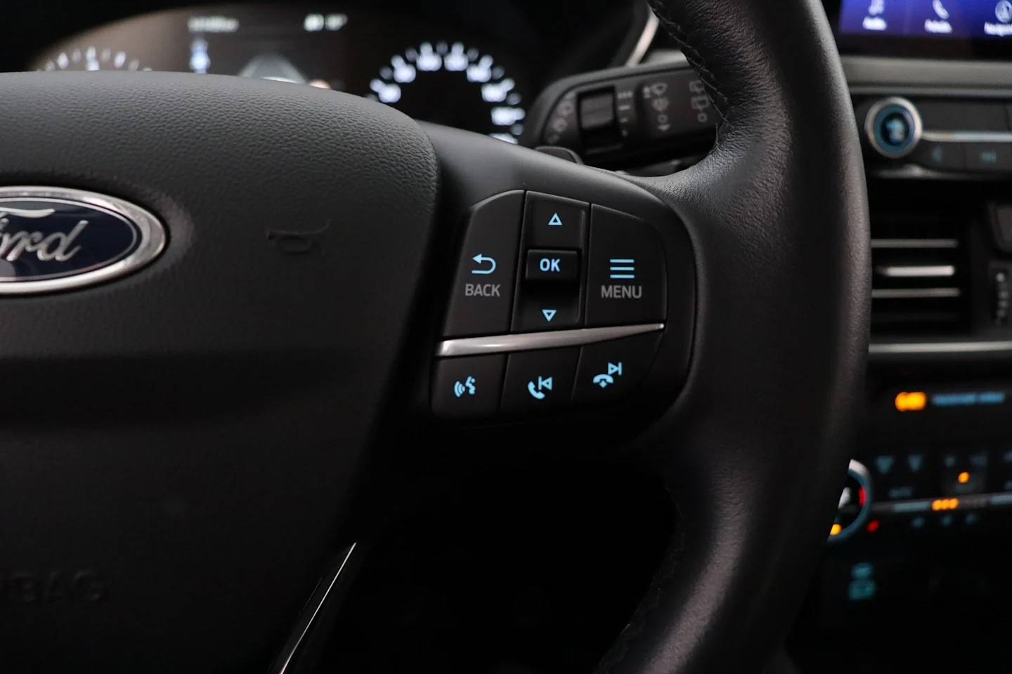 Car Image - 3UZW9x0oXJVZ0WDU7rsWmv