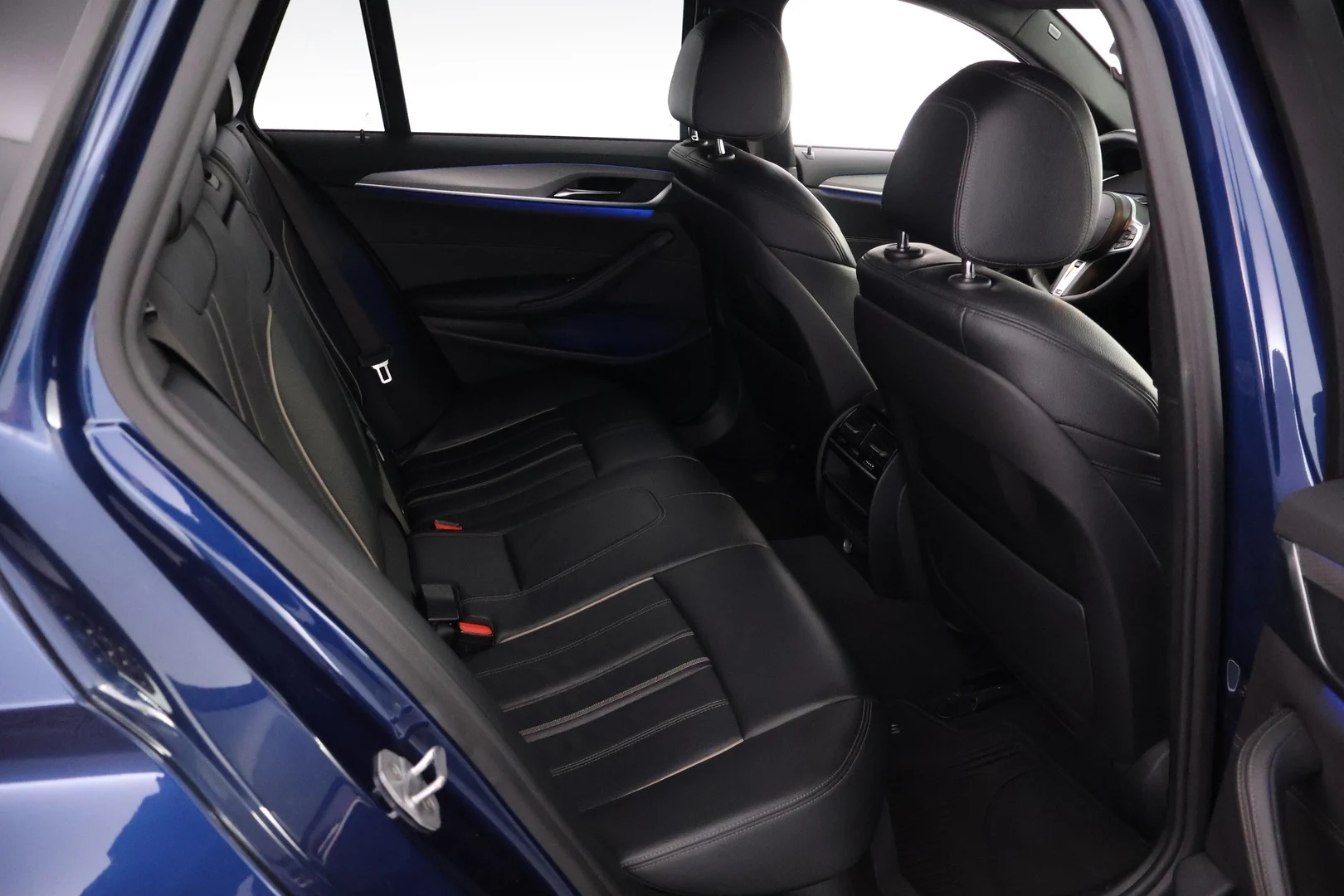 Car Image - 6Qp1o9HJYMB2133SSKP9u8