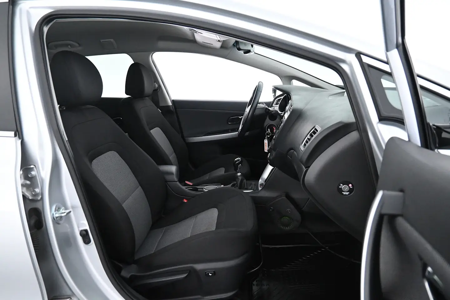 Car Image - N6EtLPUhw4DhRCRuXdISM
