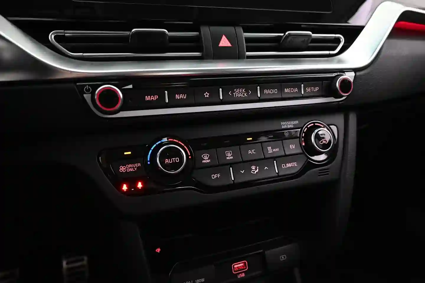 Car Image - 7DX74ZSvRXIo8tsaxgwY3p
