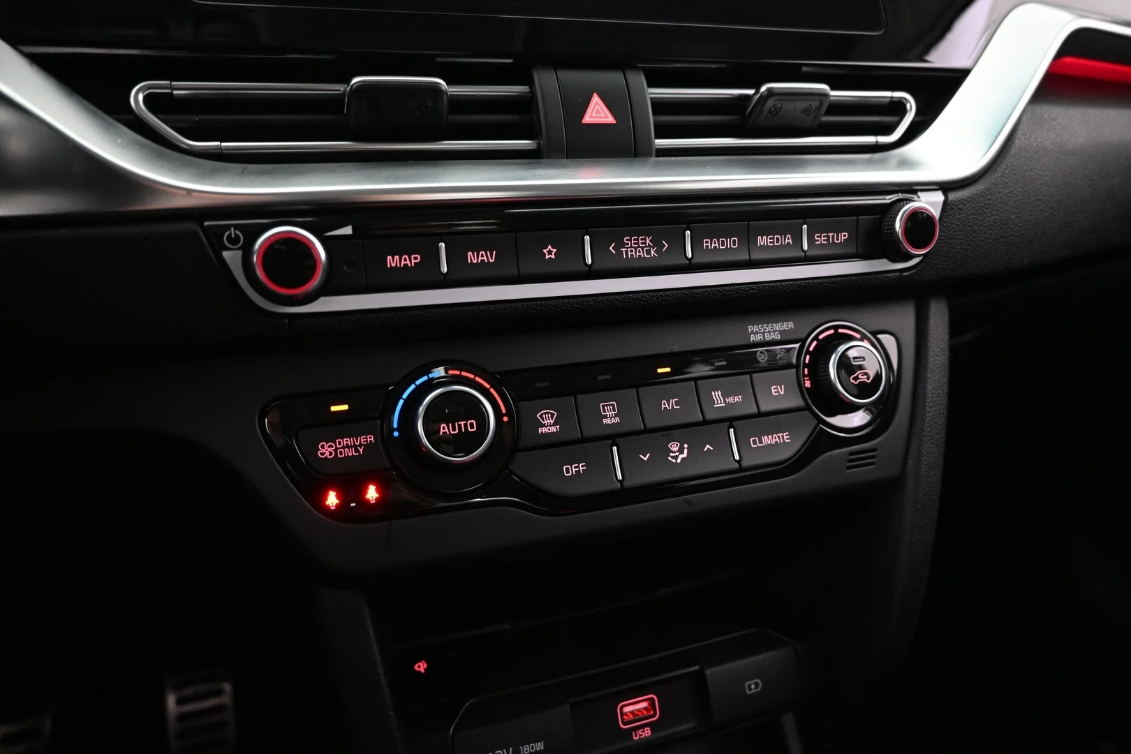 Car Image - 7DX74ZSvRXIo8tsaxgwY3p