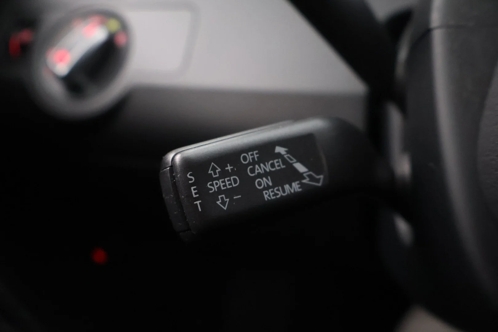 Car Image - 5wfdY4jwZfxcS8ggnMcnMG