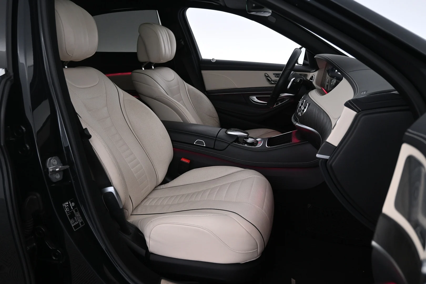 Car Image - 2Fjr0aHzghA53oFb7wAarK