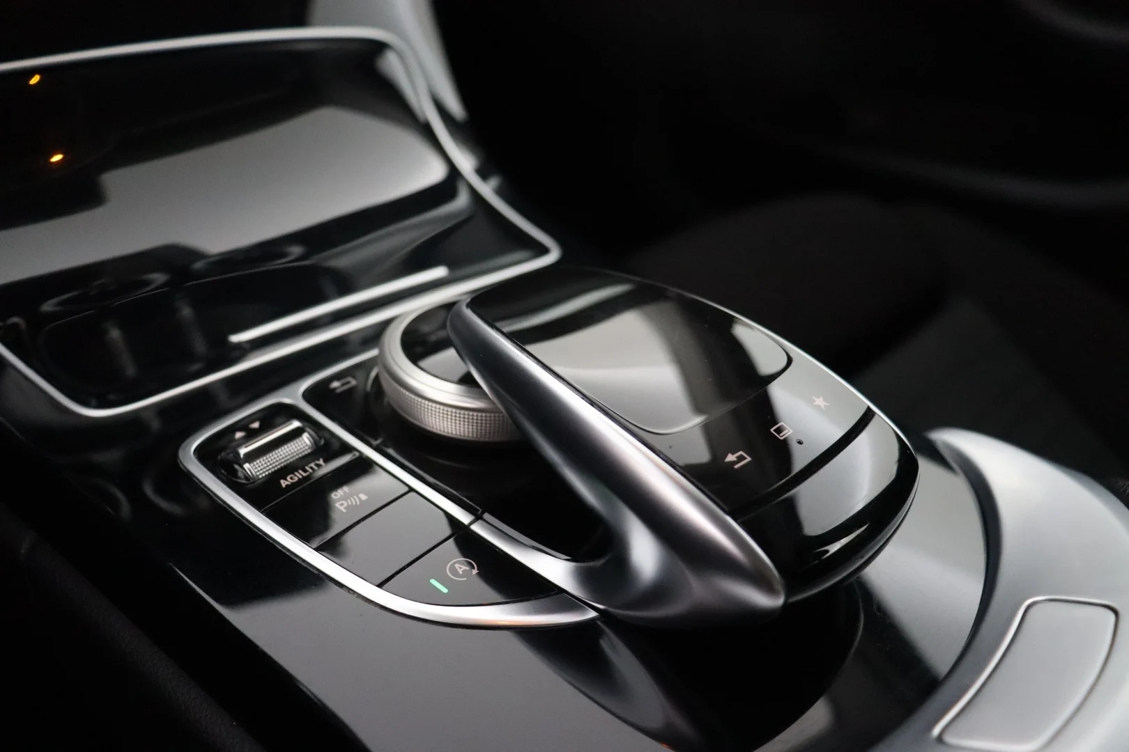 Car Image - 6ywPkWqV93sygV2Ulbh3r8