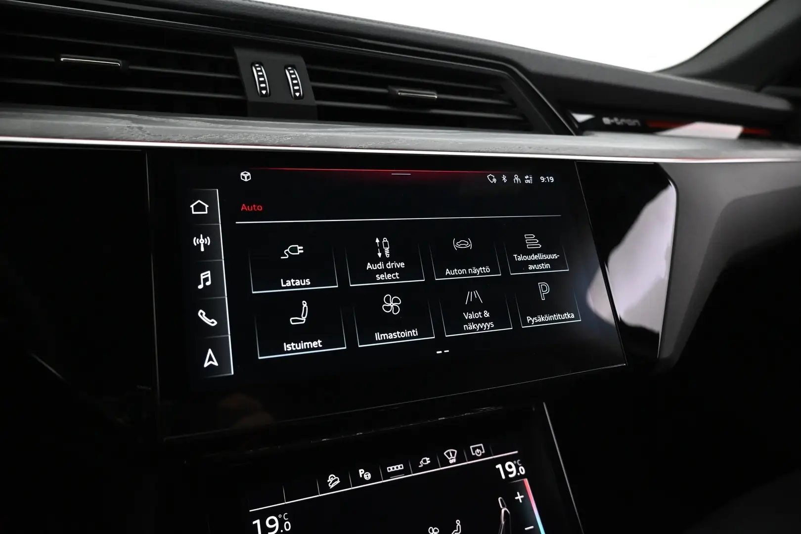 Car Image - HjPSb1CRE2NGx3o5aufVS