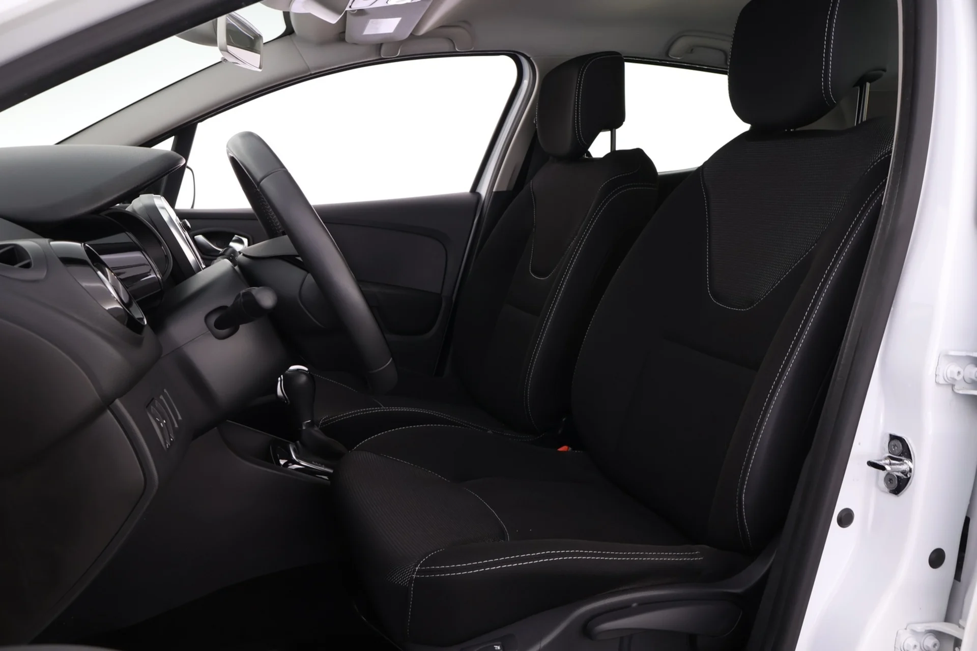 Car Image - 1KbG6rAYnoddXTHEFgBUAQ