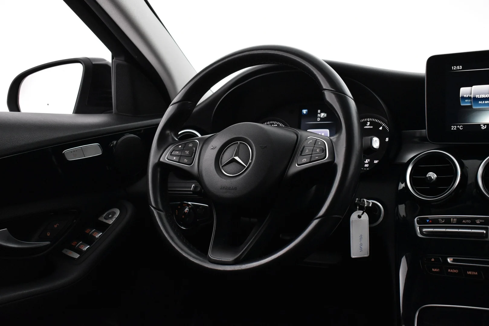 Car Image - ifeLo4KNeiWyfaKPE7Fpo