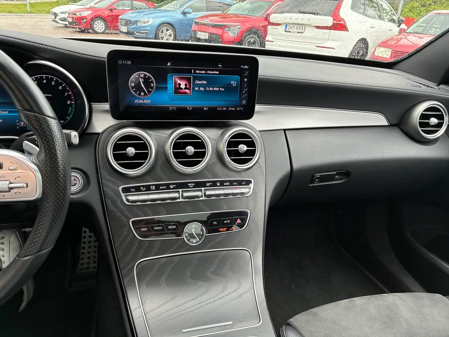 Car Image - 2QRBe5JKYEKjxEPdRcjiGh