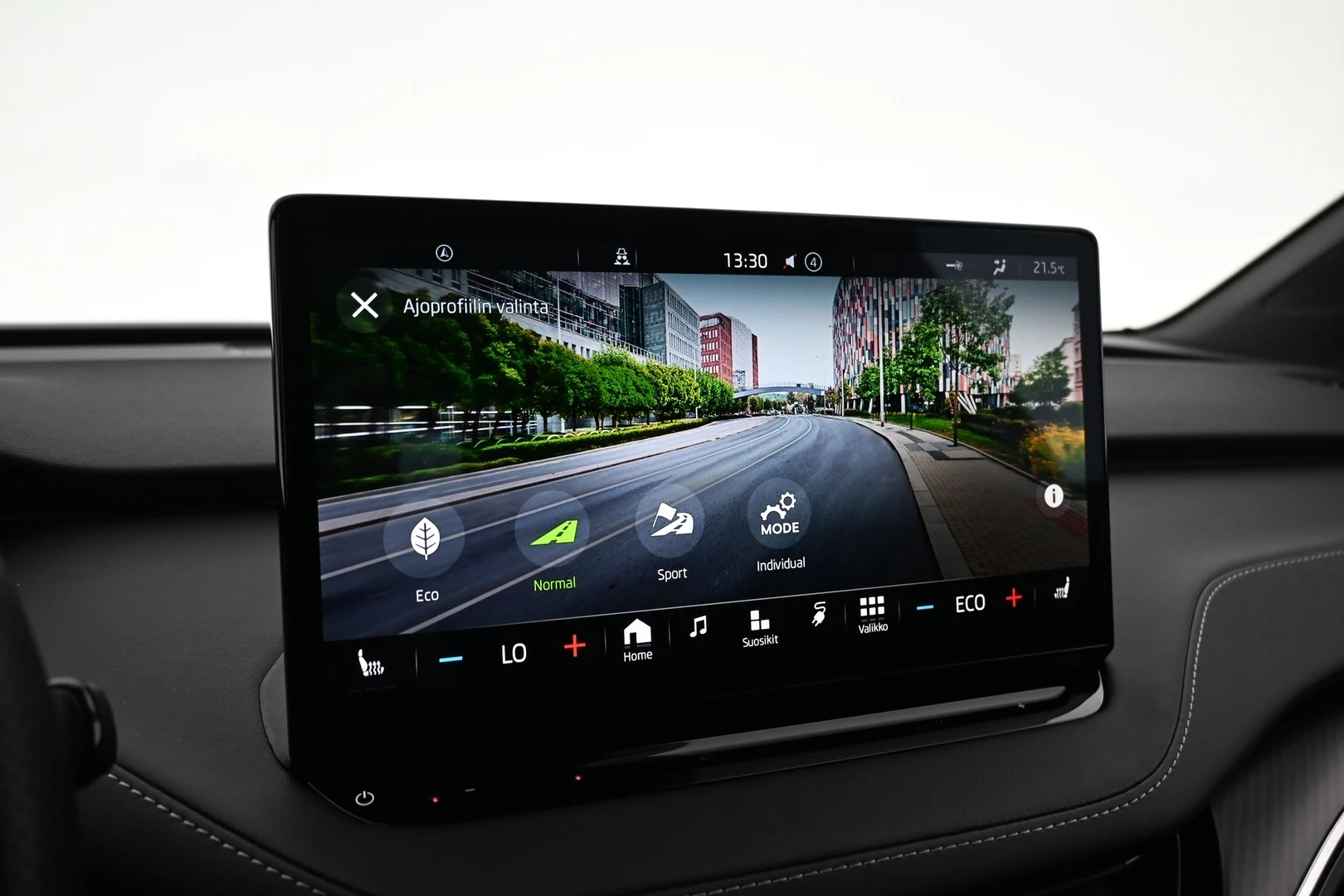 Car Image - 3P7G82Ki1Oln7hcNLumErz