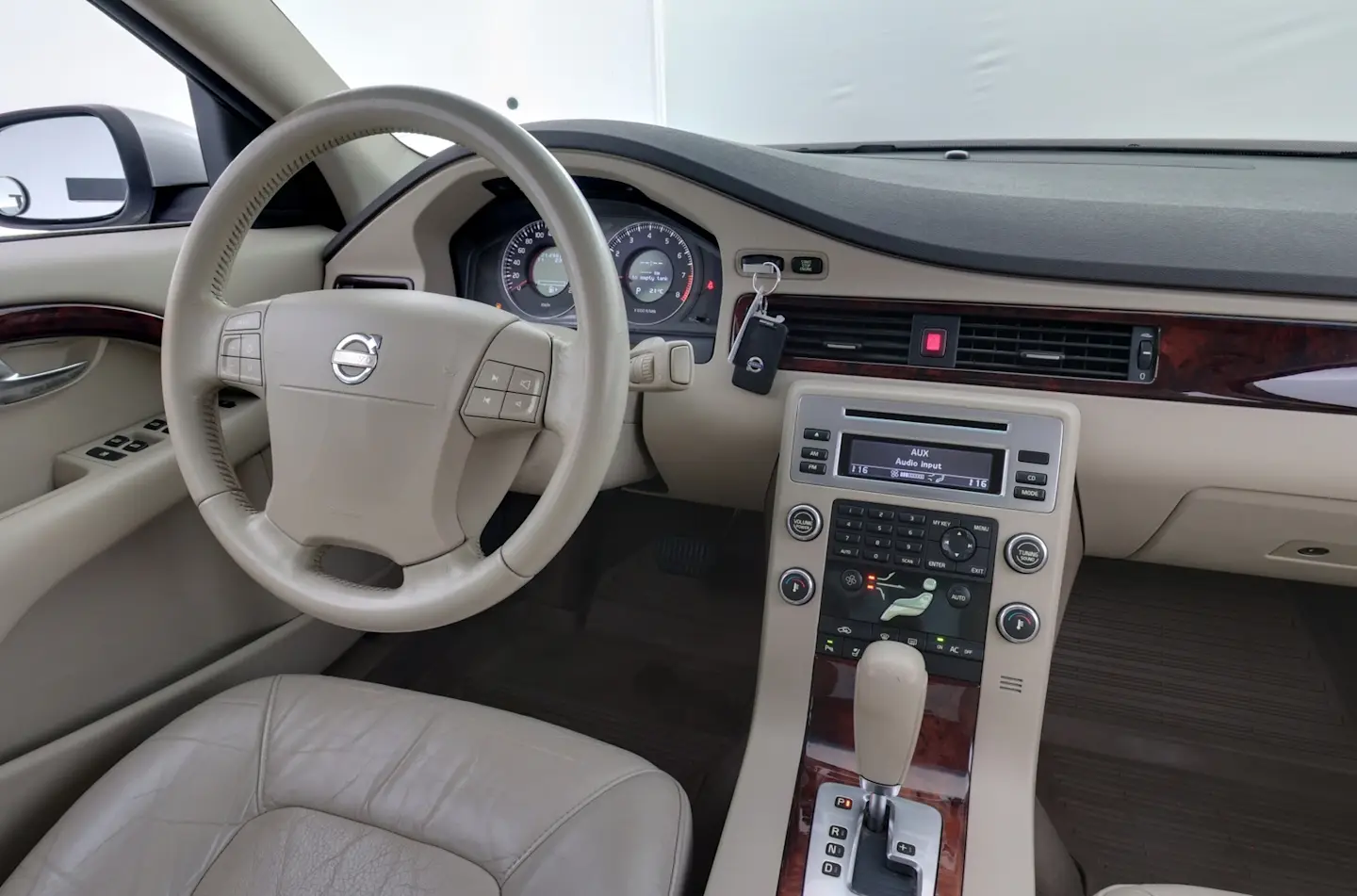 Car Image - 2zCT5VWLoHVxeDDLKvMHF5