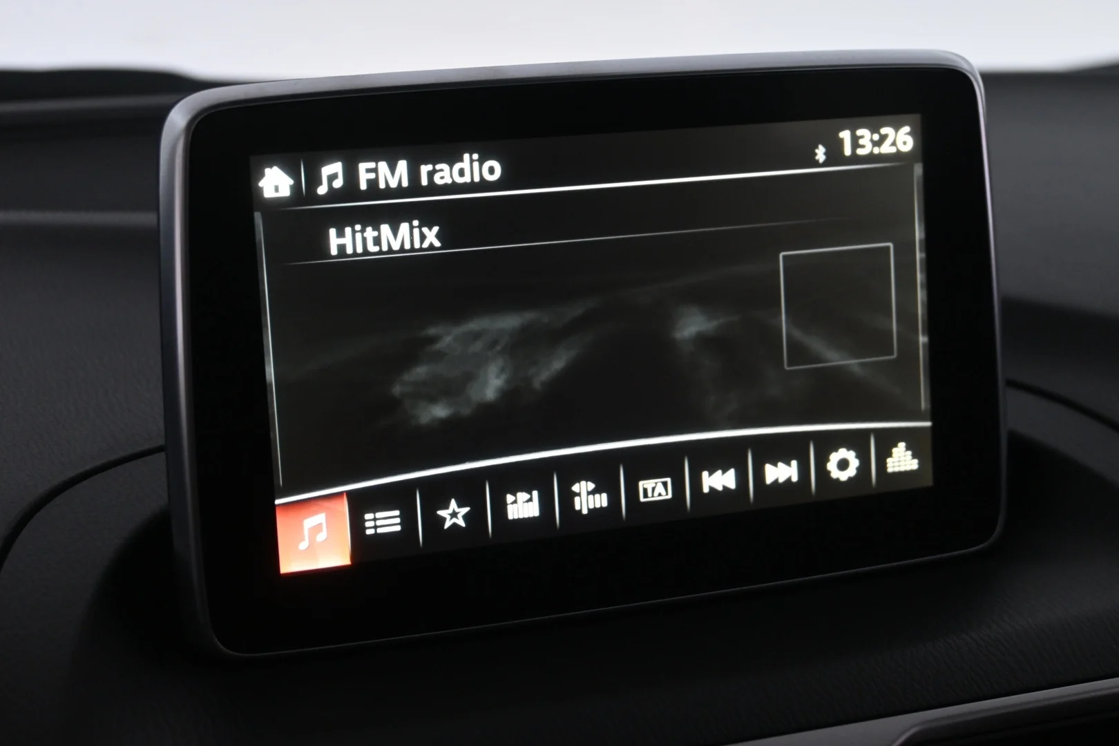 Car Image - 5XZ61VzRzzrrAW4xg8Z0GN
