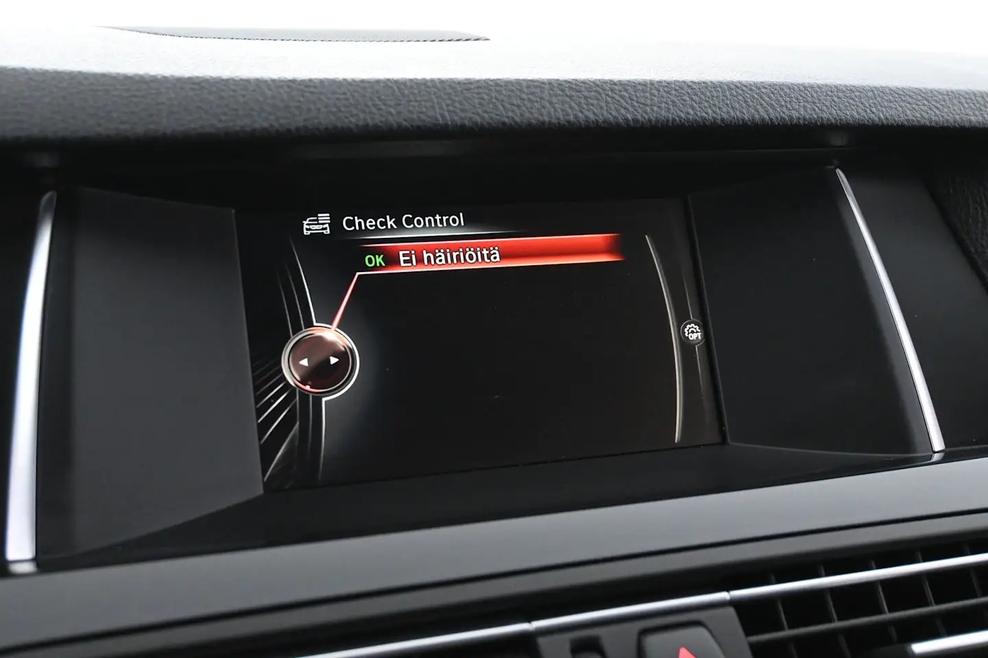 Car Image - 6wUFGOt0gds5QKw59FdHY