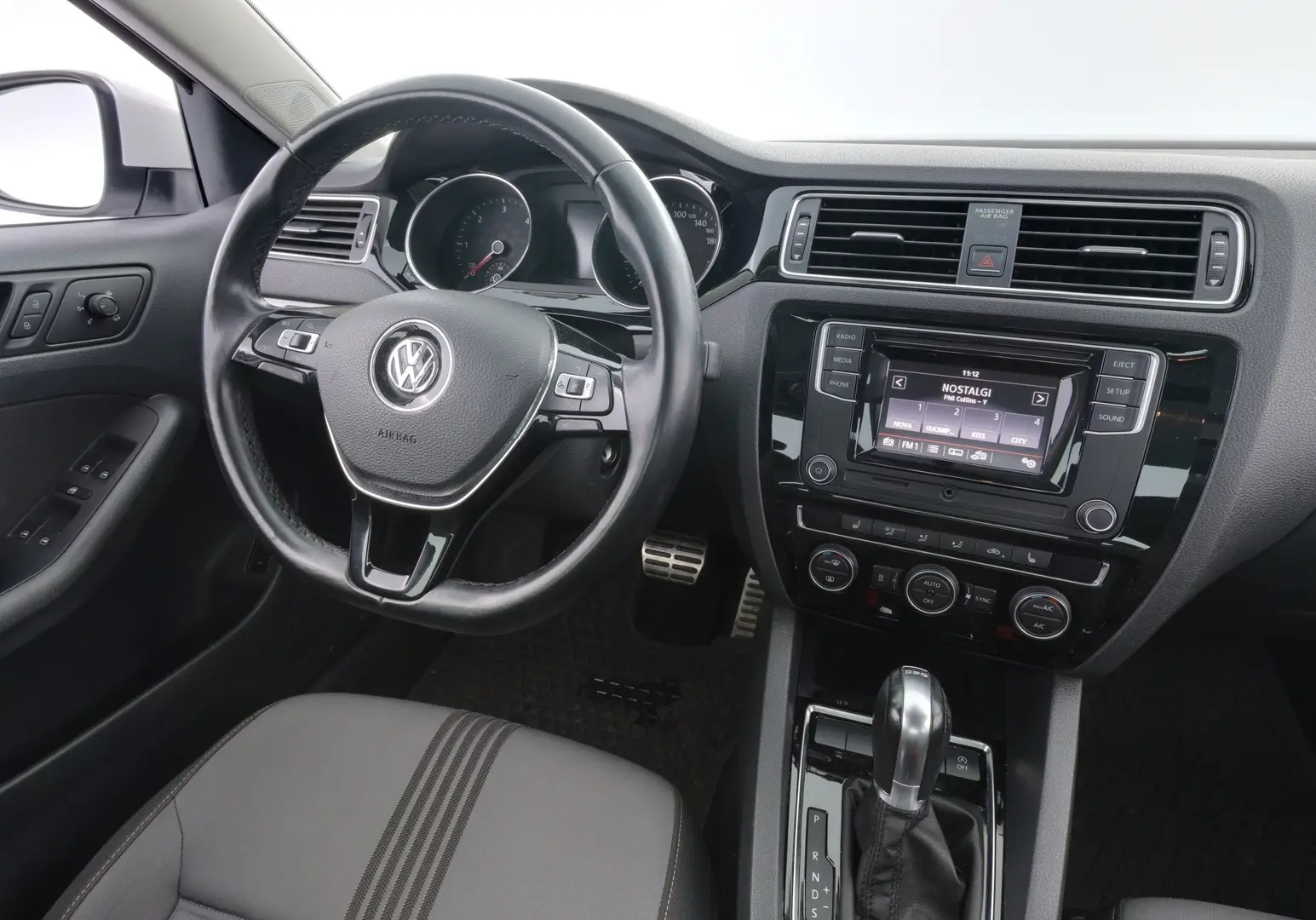 Car Image - 6NVBsqQZGOzp2uiCfmhnqj