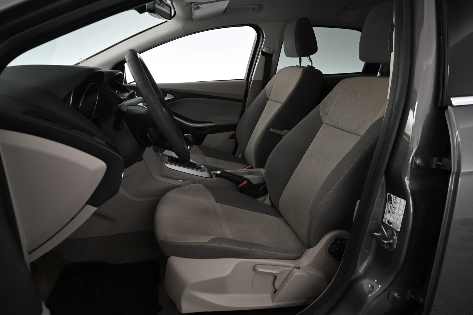 Car Image - 57FlmAbZcVK6wV7RIkM6NZ