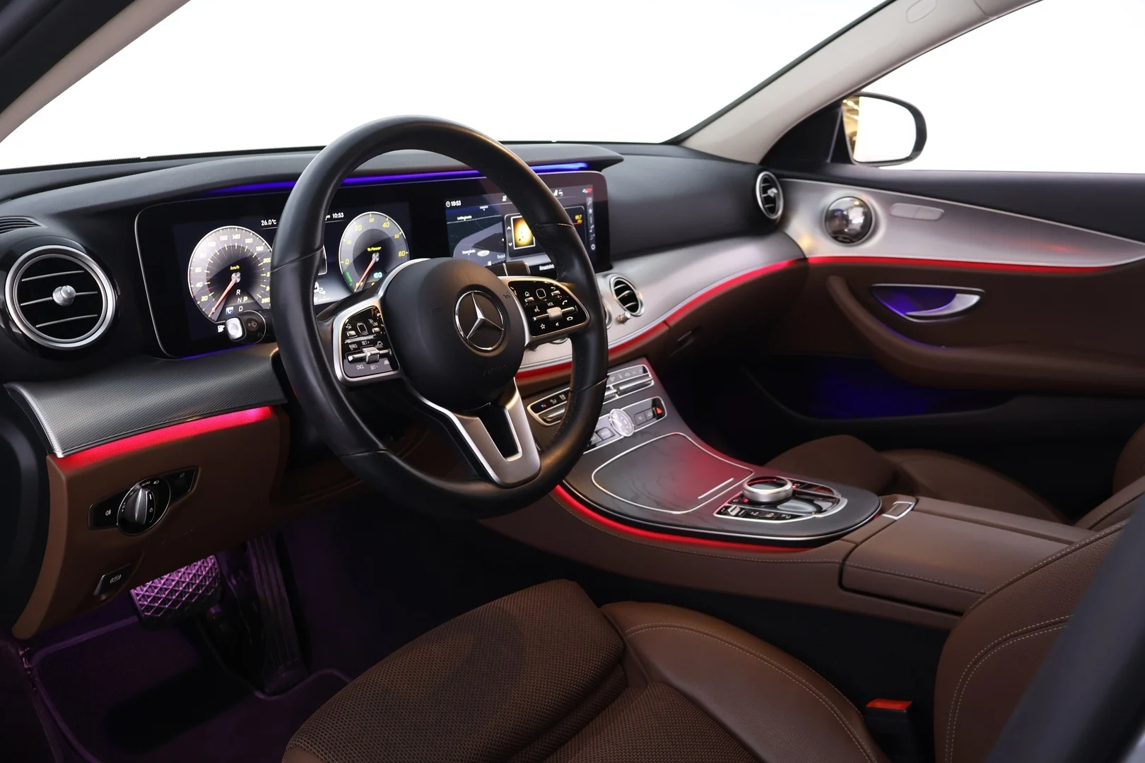 Car Image - 1MWZPlmbHa6sL9YYsFZiLj
