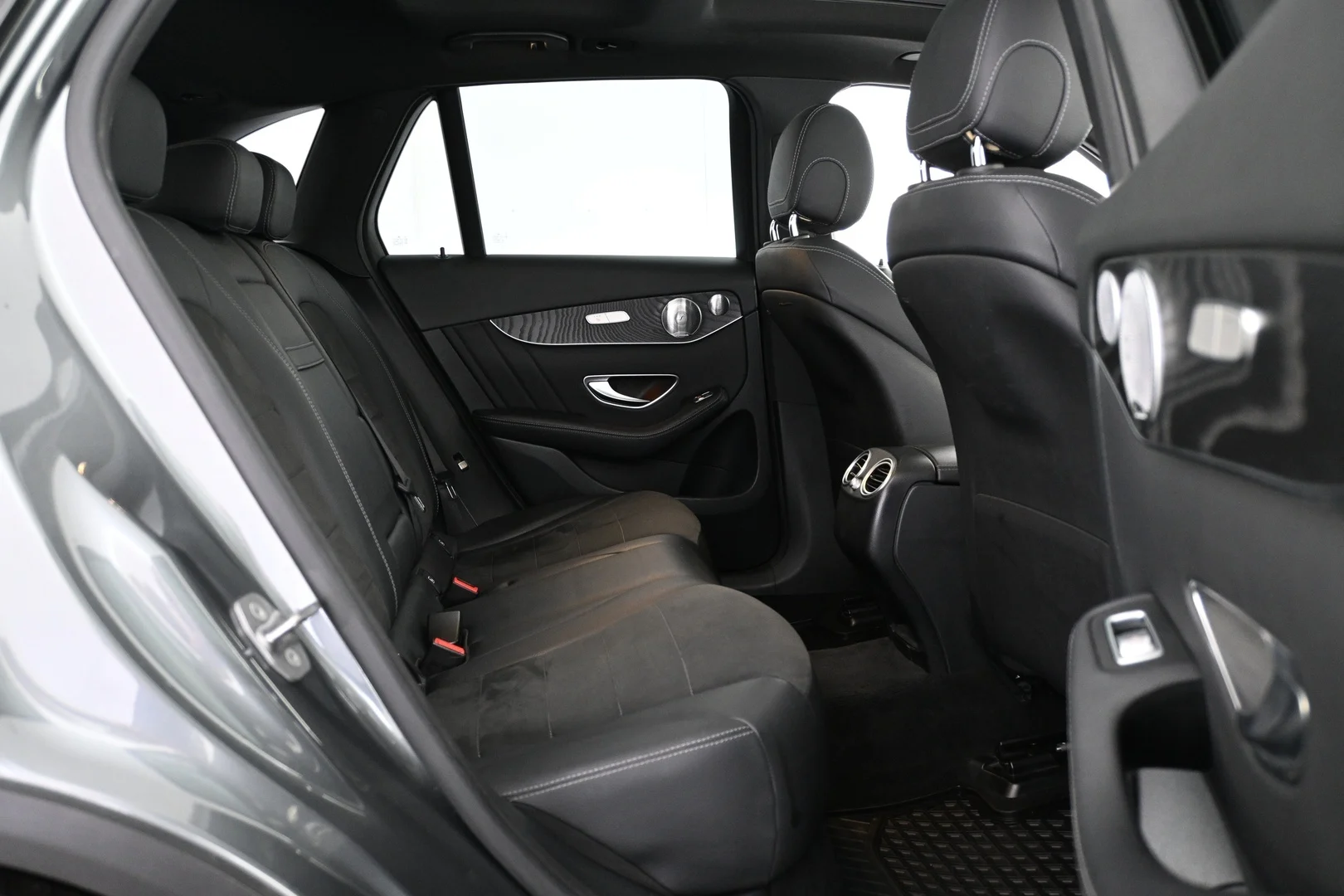 Car Image - 7kttp9wCSXcQMpxbX6CGhC