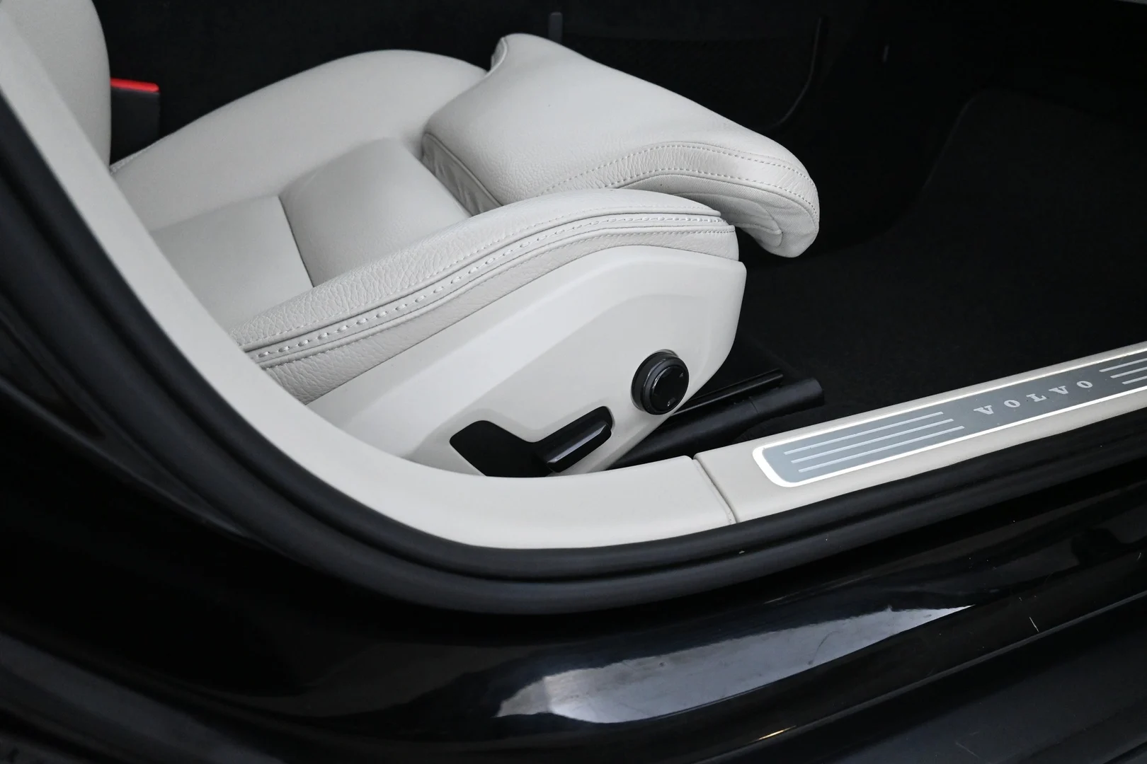 Car Image - 6EmM4xKvTZZCsC44Bm5WKS