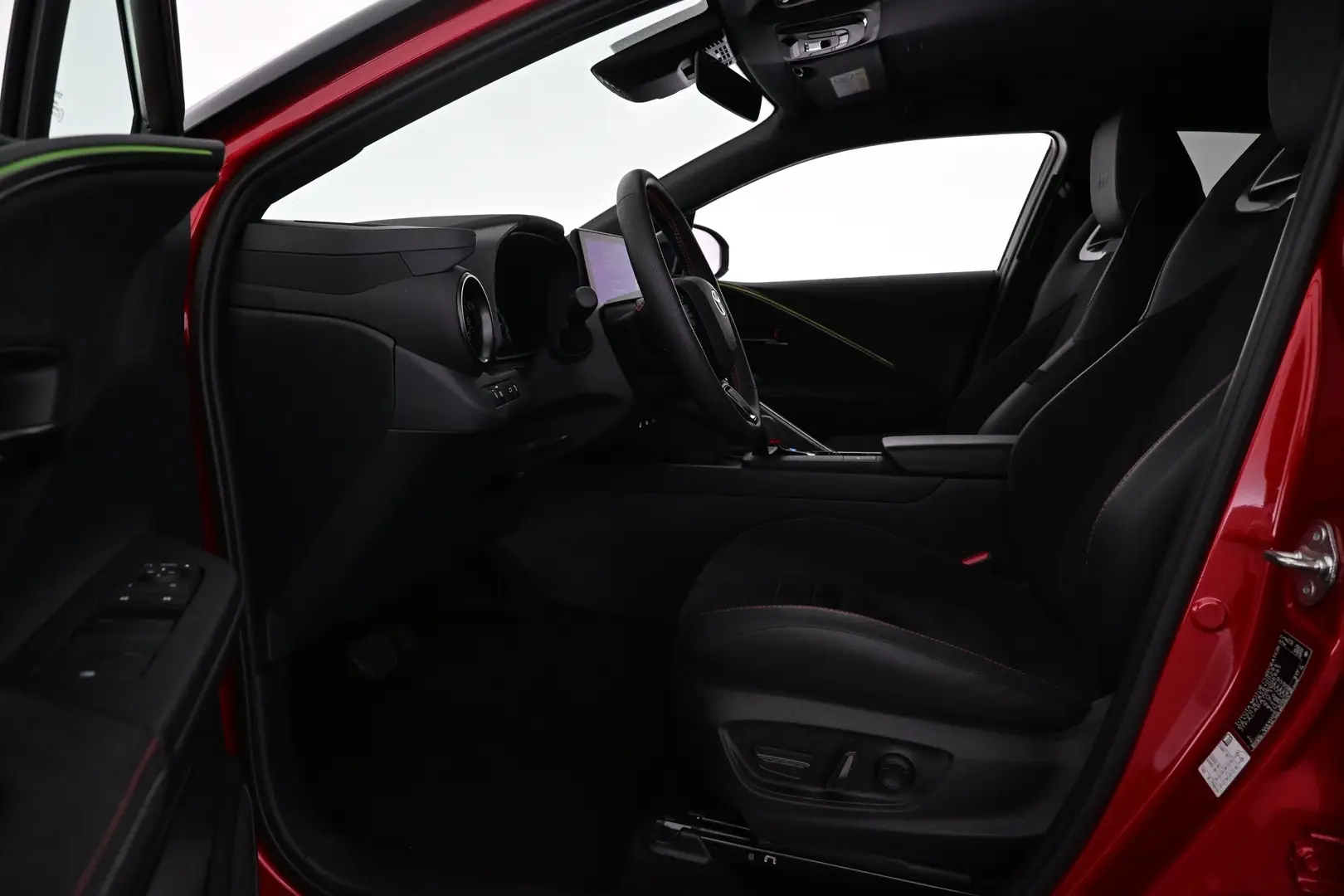 Car Image - 7j4KkDC0ygsqrfFqfqCzZd