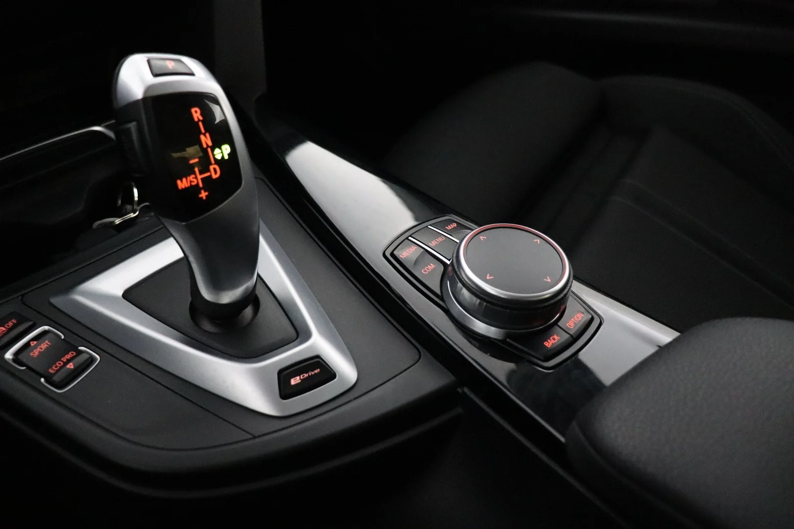 Car Image - 6ONmDbw9zURil9fgWn1hJ7