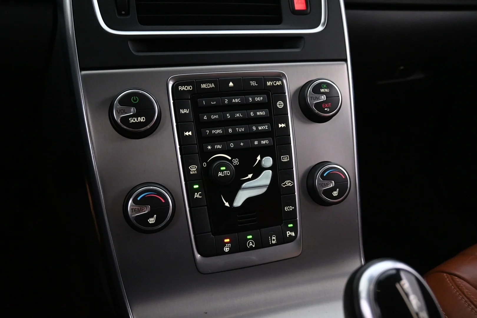 Car Image - 7kUqyjqTyb84DoSuEWRCna