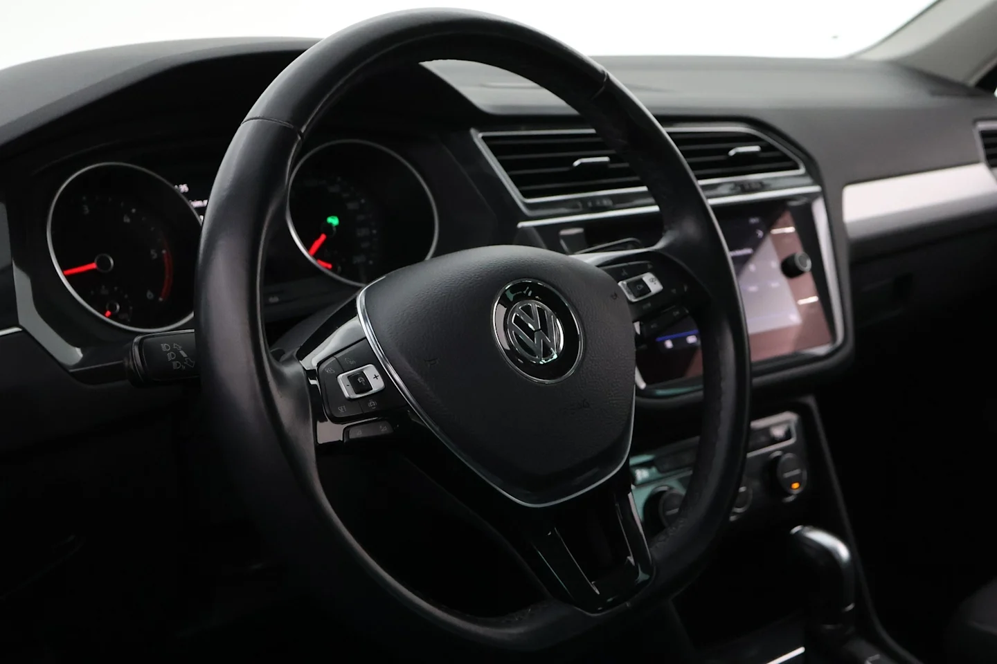 Car Image - 4NszB91sKCRGN7EXzswiJZ
