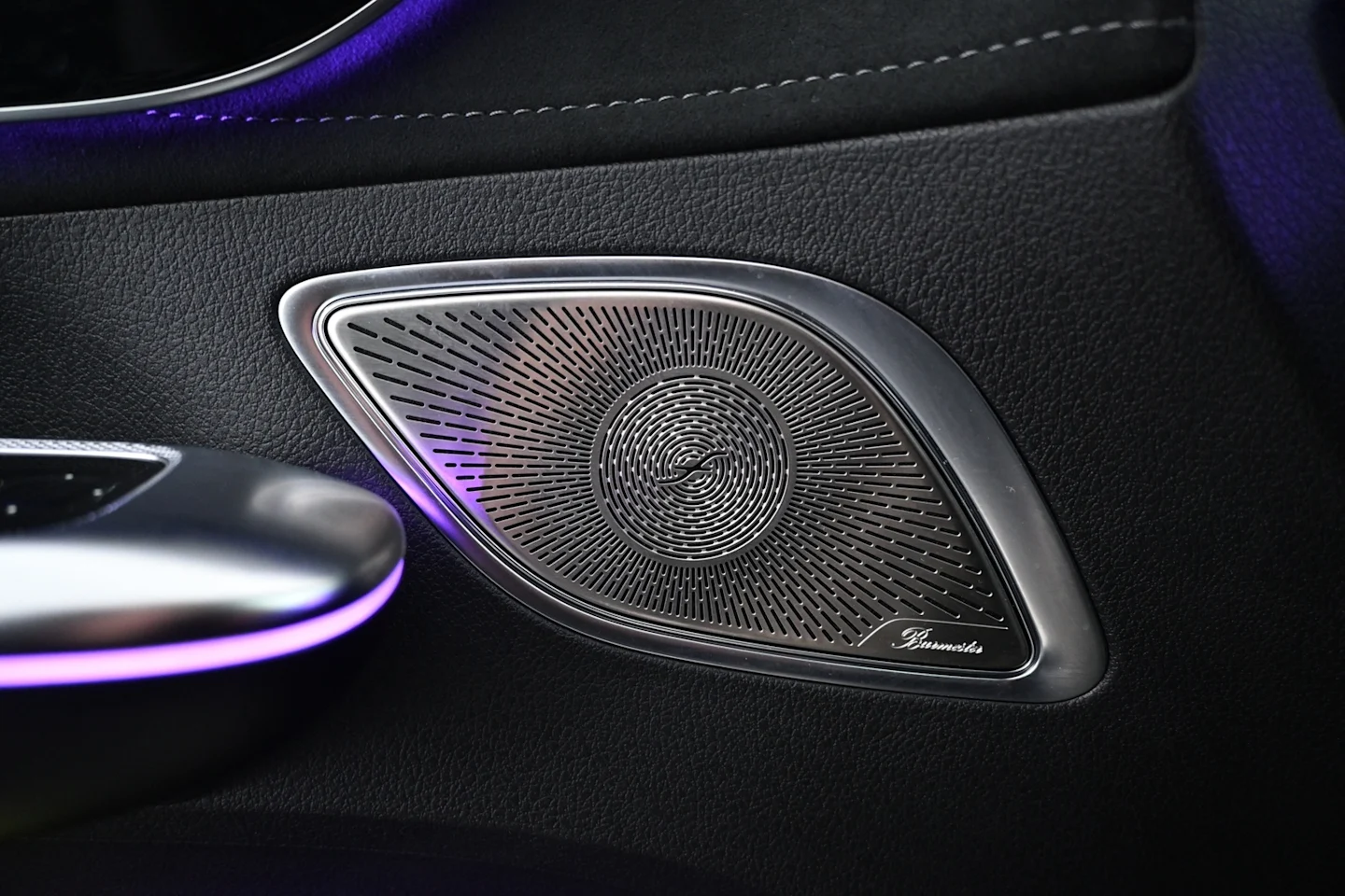 Car Image - 7fGZ7ztht2kHKUD8yBqrAo