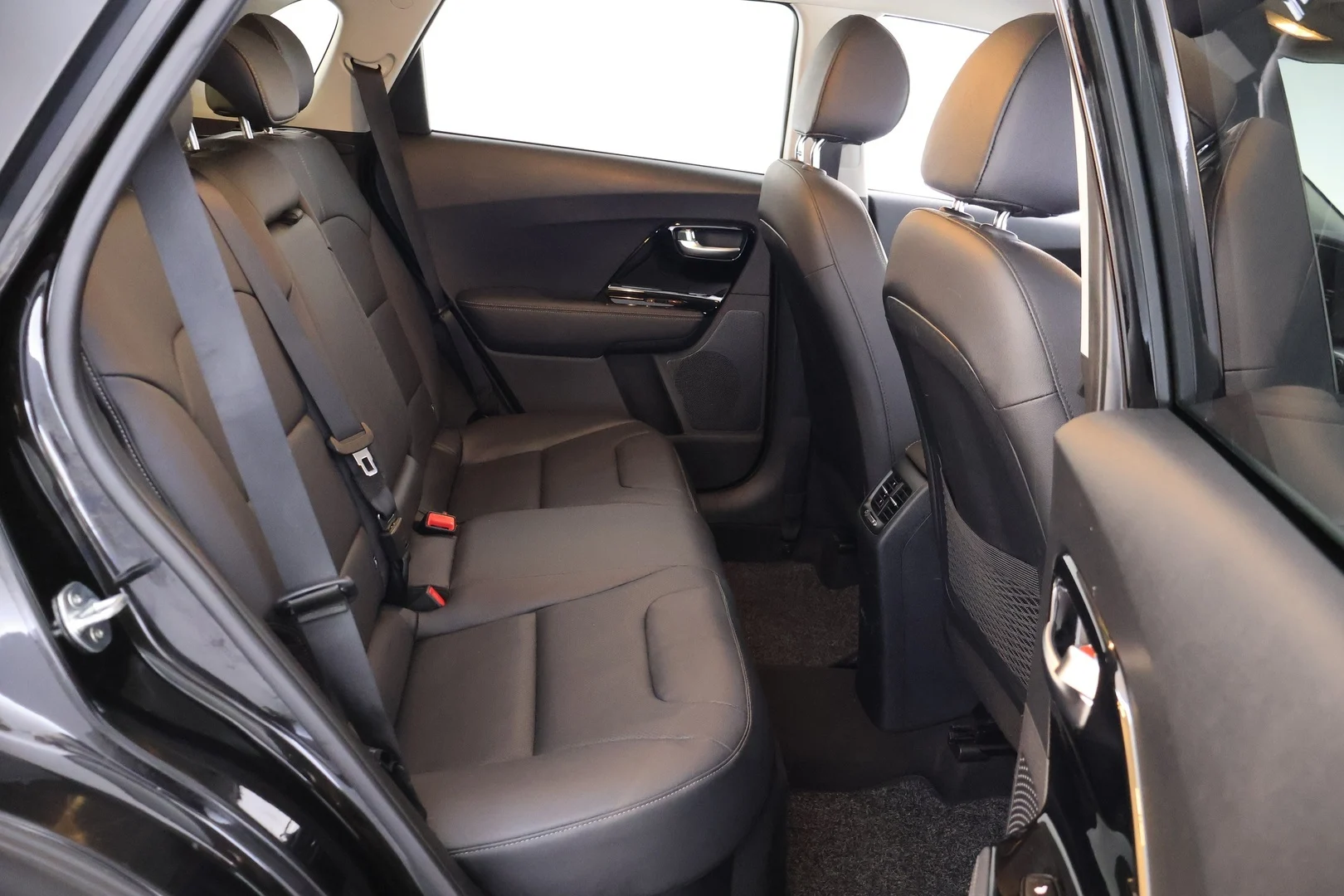 Car Image - 47Zg2cKolFm4Zx2xq4Z9sD