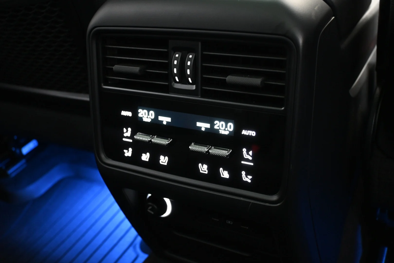 Car Image - 6Qnnb3i8RqVrWucWlTYx9d