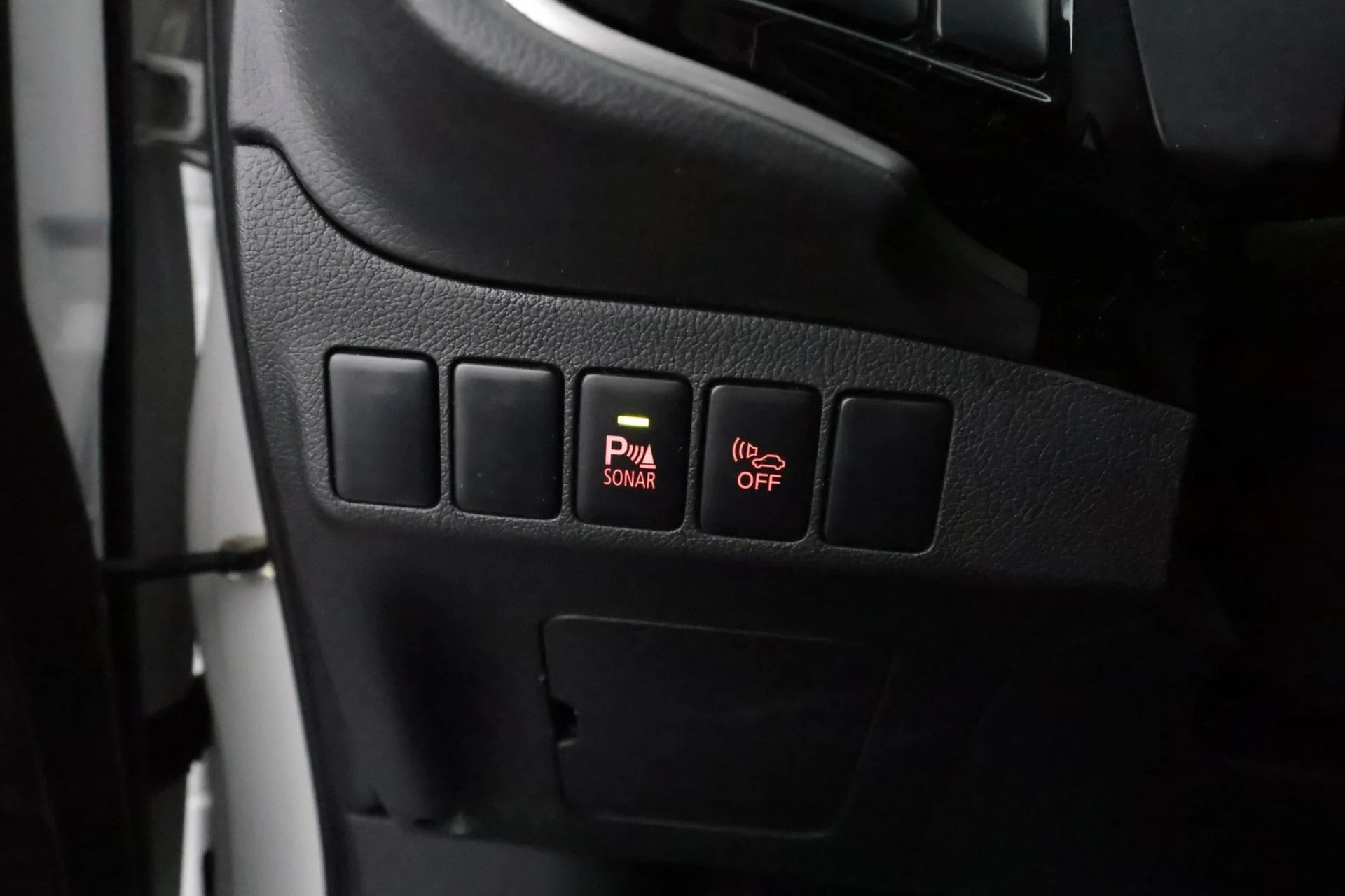 Car Image - 4Ym8lT3vHlbhAoj3nLgusf