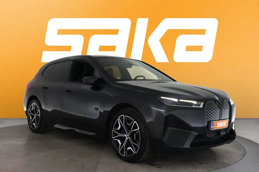 BMW iX