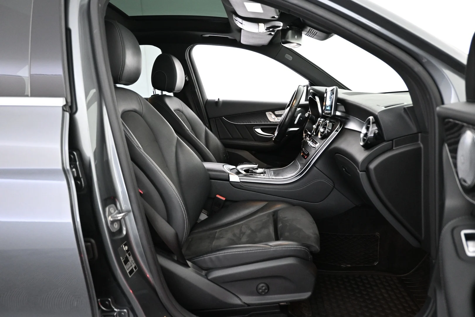 Car Image - 7kttp9wCSXcQMpxbX6CGhC