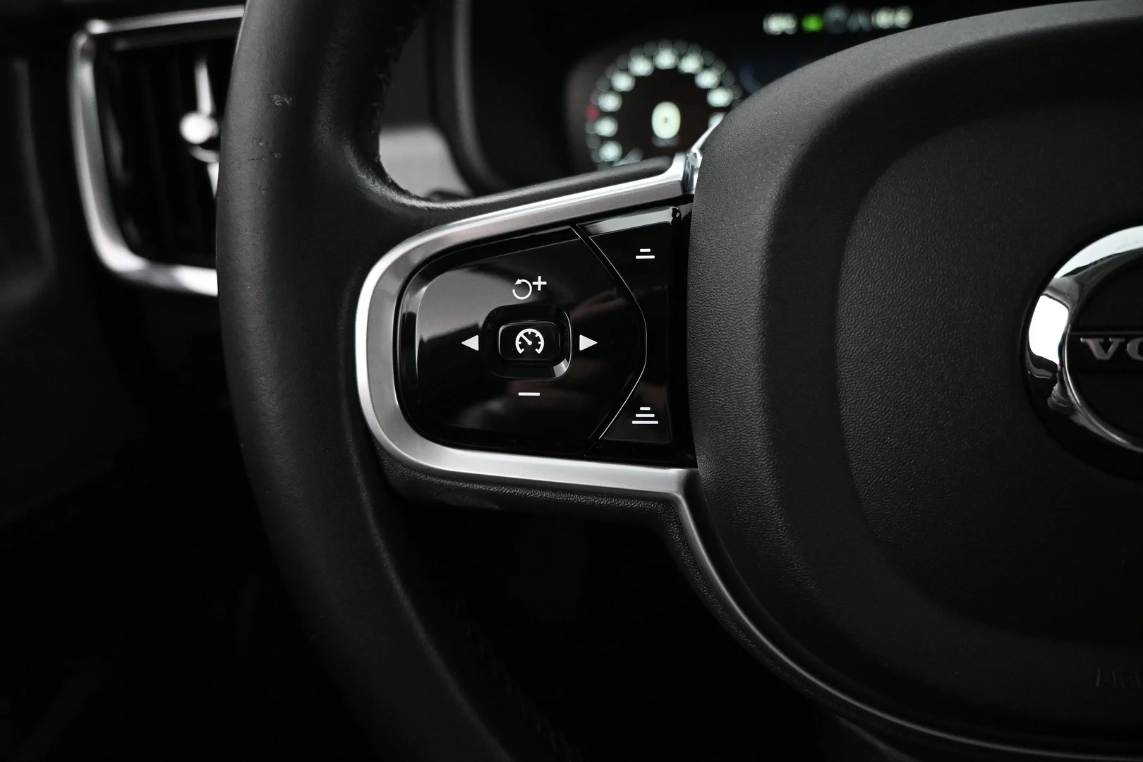 Car Image - 1LMlM5qto7JRJ9vha5BkWS