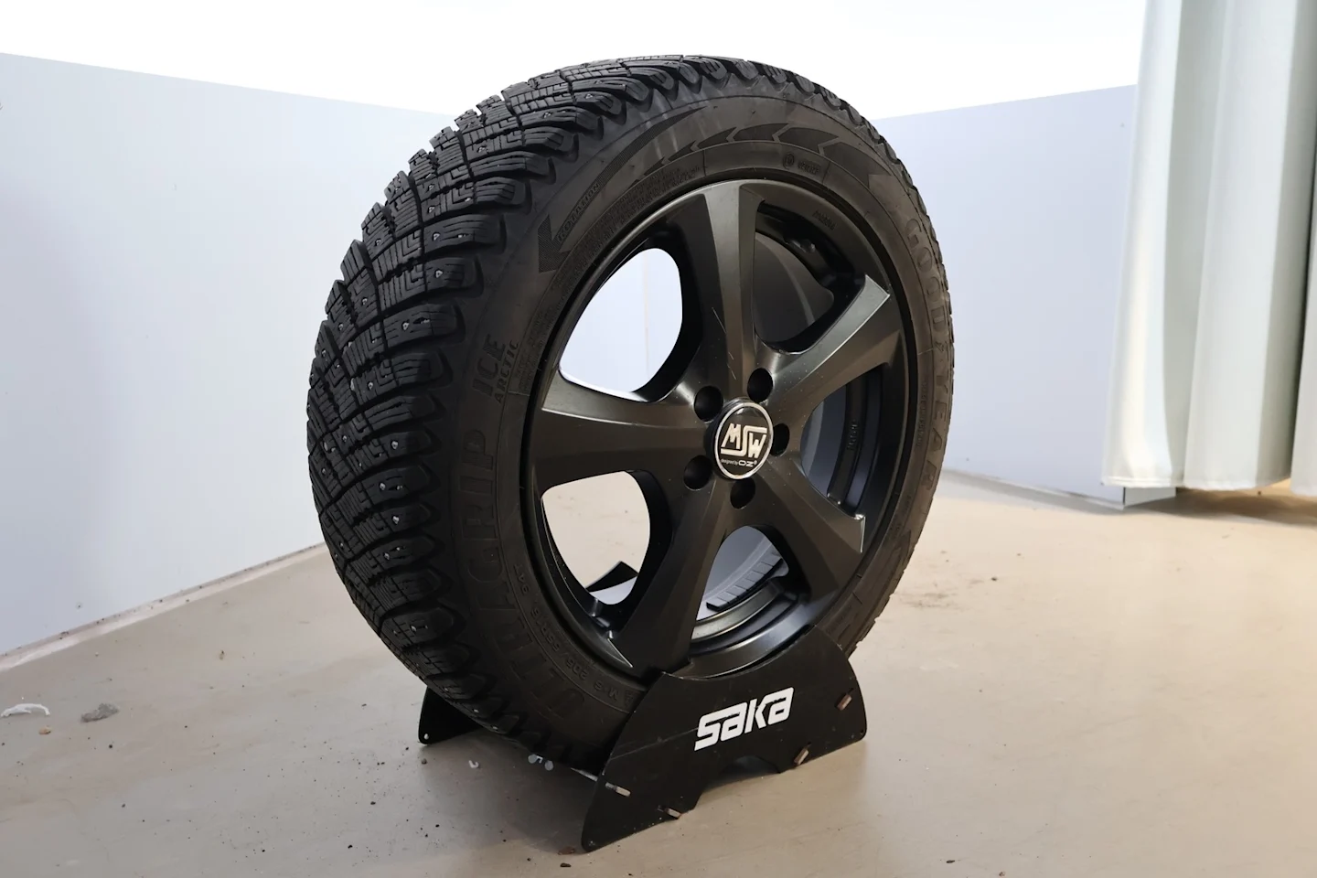 Car Image - 57uga1kz2AKhwHd8avi7Xn