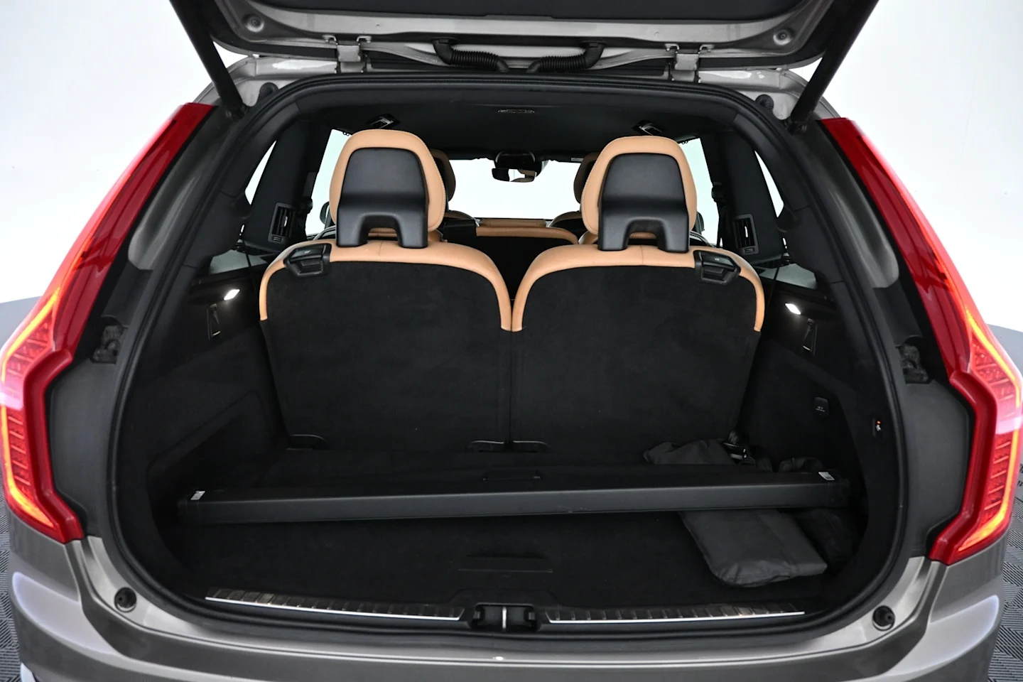 Car Image - MrbybAYN1C3dNCPtg45Rp