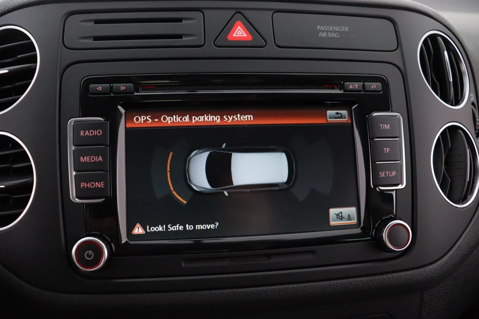 Car Image - 2HZKan1MwL33p7TlBYEJM7