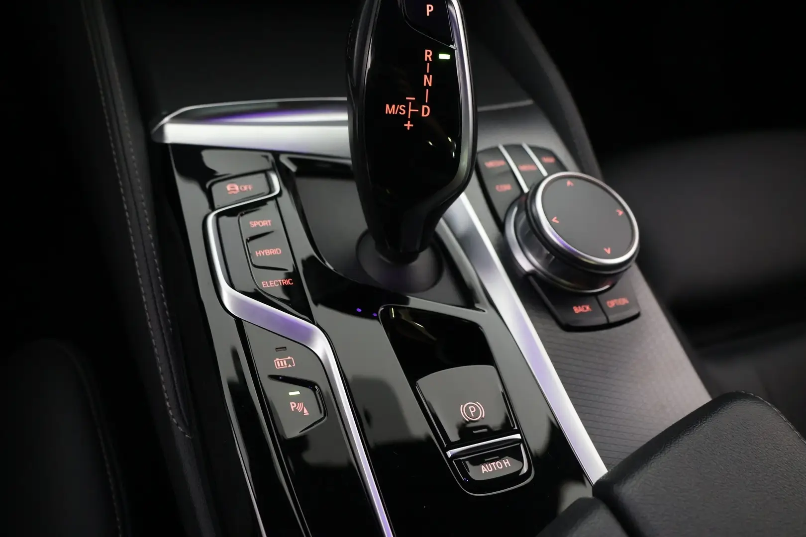 Car Image - 4i6GC5DKjLmCJMF9z2NCX6