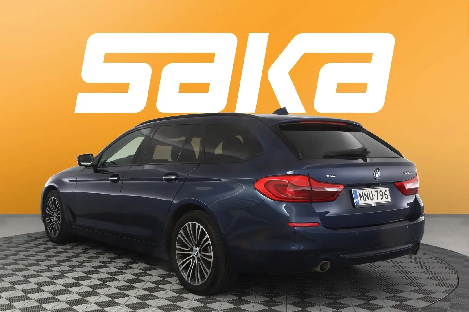 Car Image - 6tbKGmFcXYVzY8q3CuGAIF