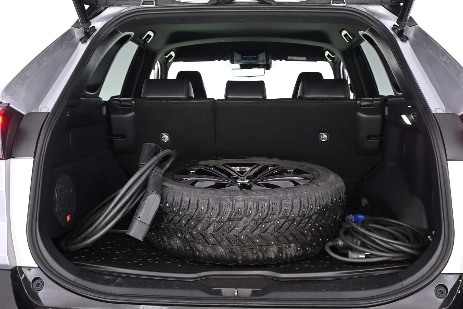 Car Image - 4adPdi3xSNplfaJJUQ9D8Y
