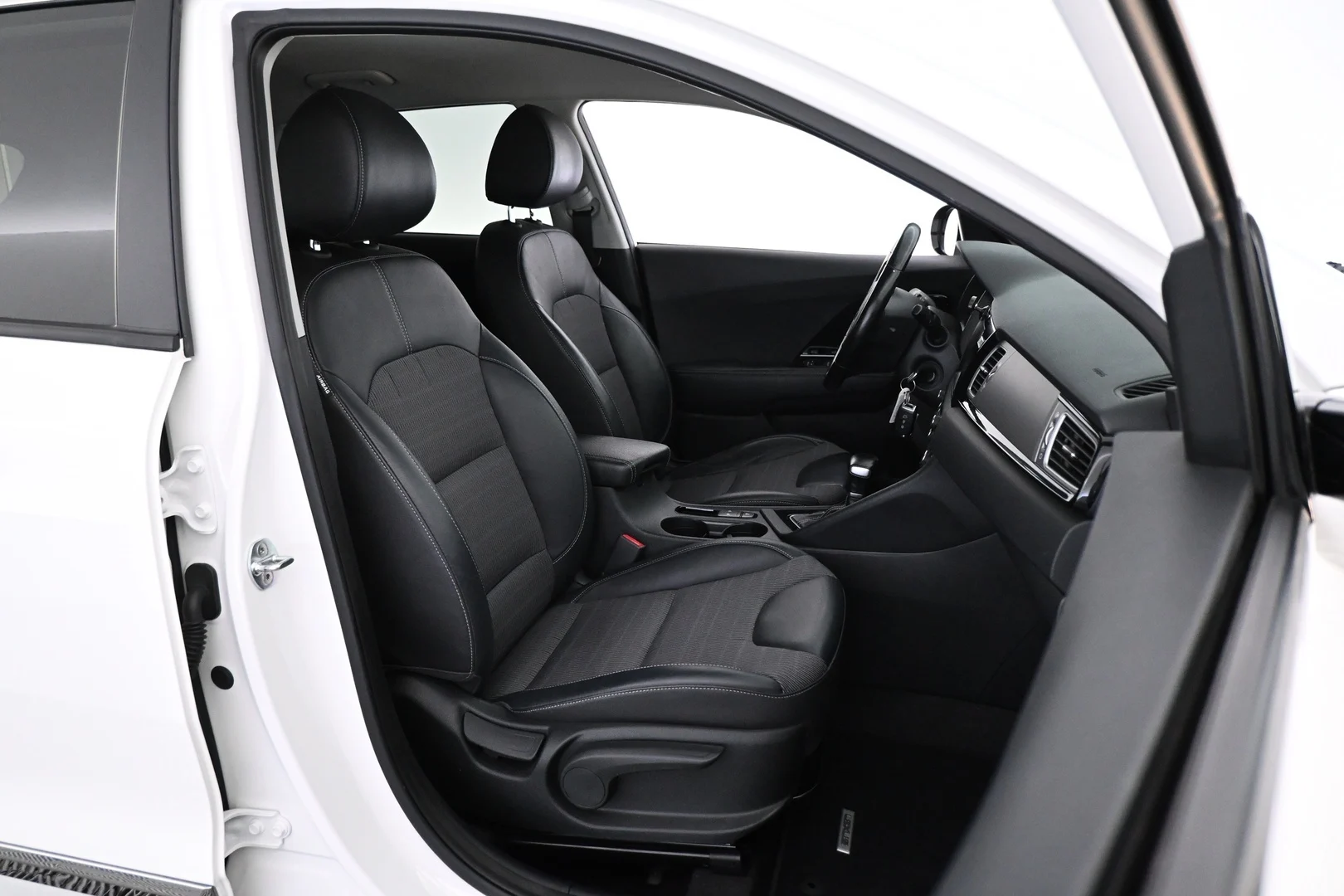 Car Image - 1o1PFunijyk8lGFwx3KhXA