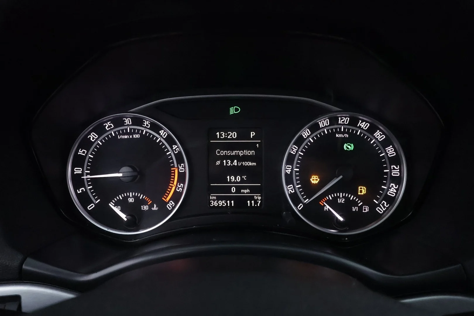 Car Image - 2NbI2NYfHAe1HN5tp48cvP