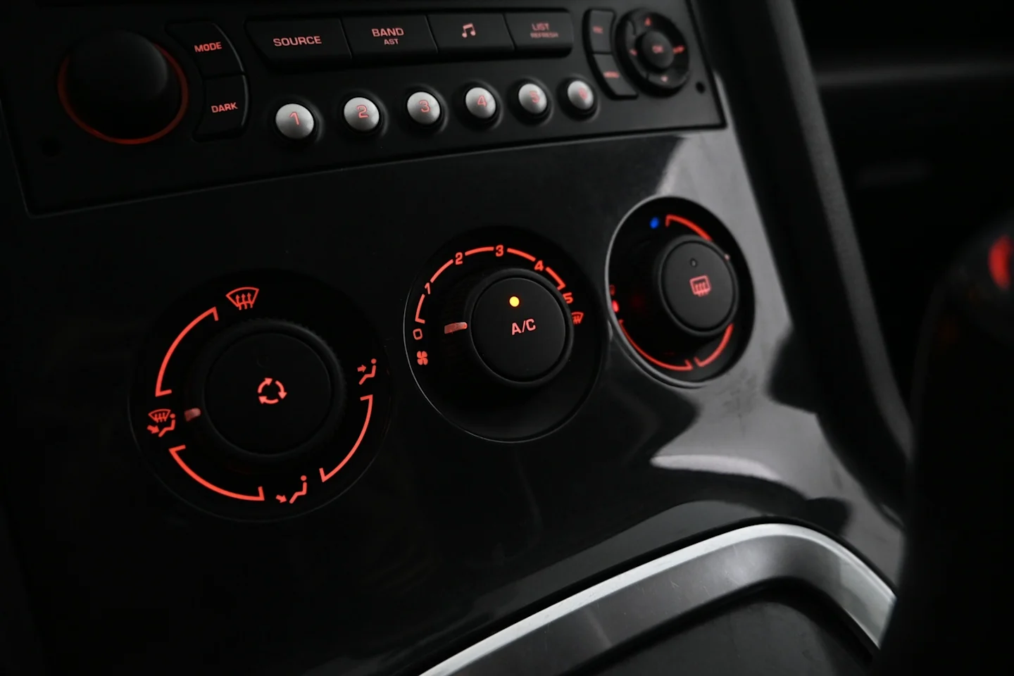 Car Image - 4n4Kqp7qQlb2HkvzOX5DQw